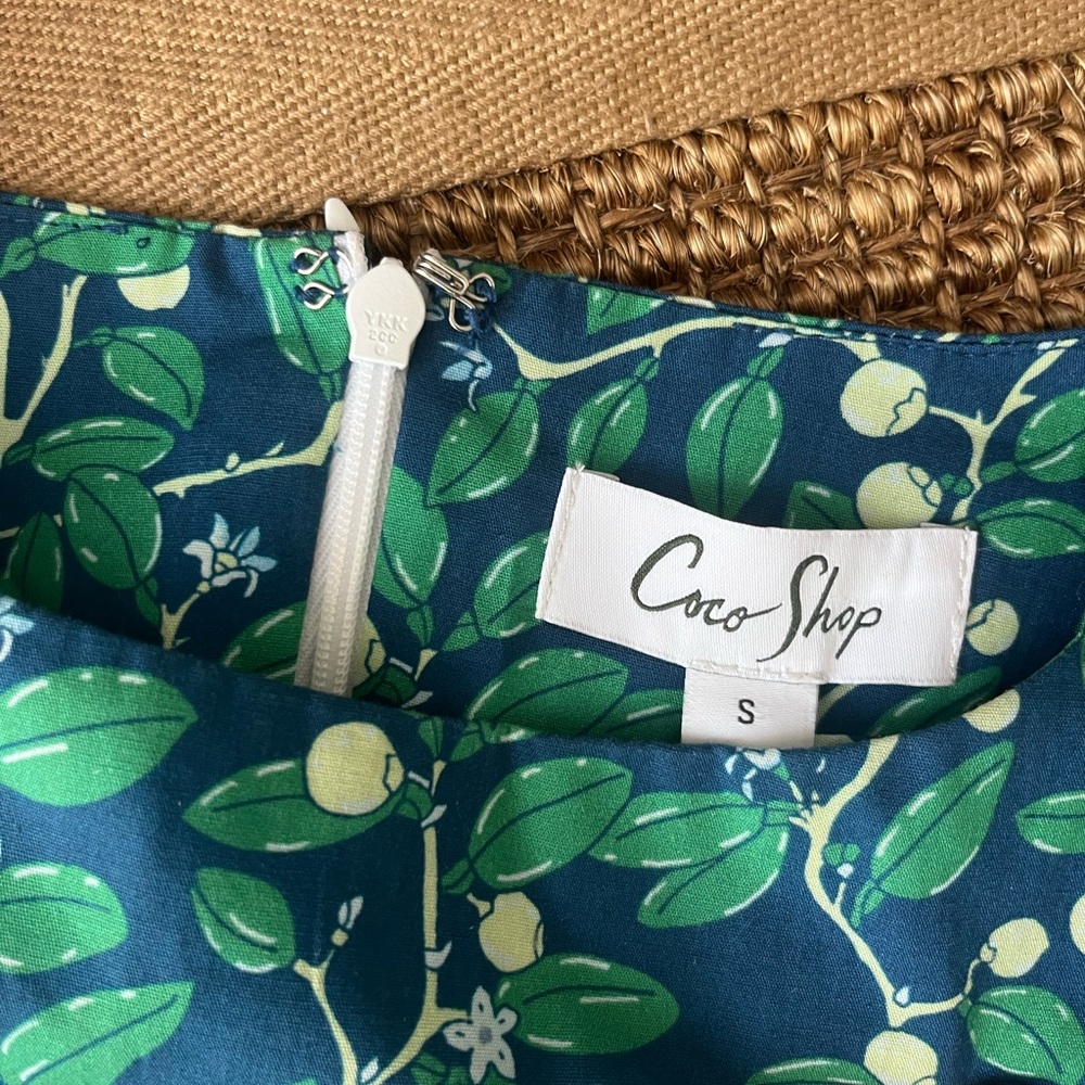 Coco Shop Two Piece Set - Picture 4 of 5